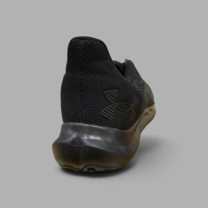 Tenis Under Armour Charged B | Hombre | Negro