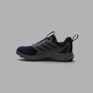 Tenis Adidas Terrex Tracefinder | Hombre | Negro