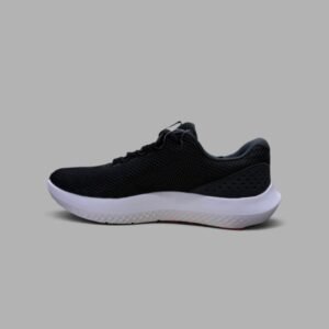 Tenis Under Armour Charged Surge 4 | Hombre | Negro