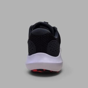 Tenis Under Armour Charged Surge 4 | Hombre | Negro