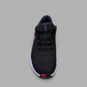 Tenis Under Armour Charged Surge 4 | Hombre | Negro